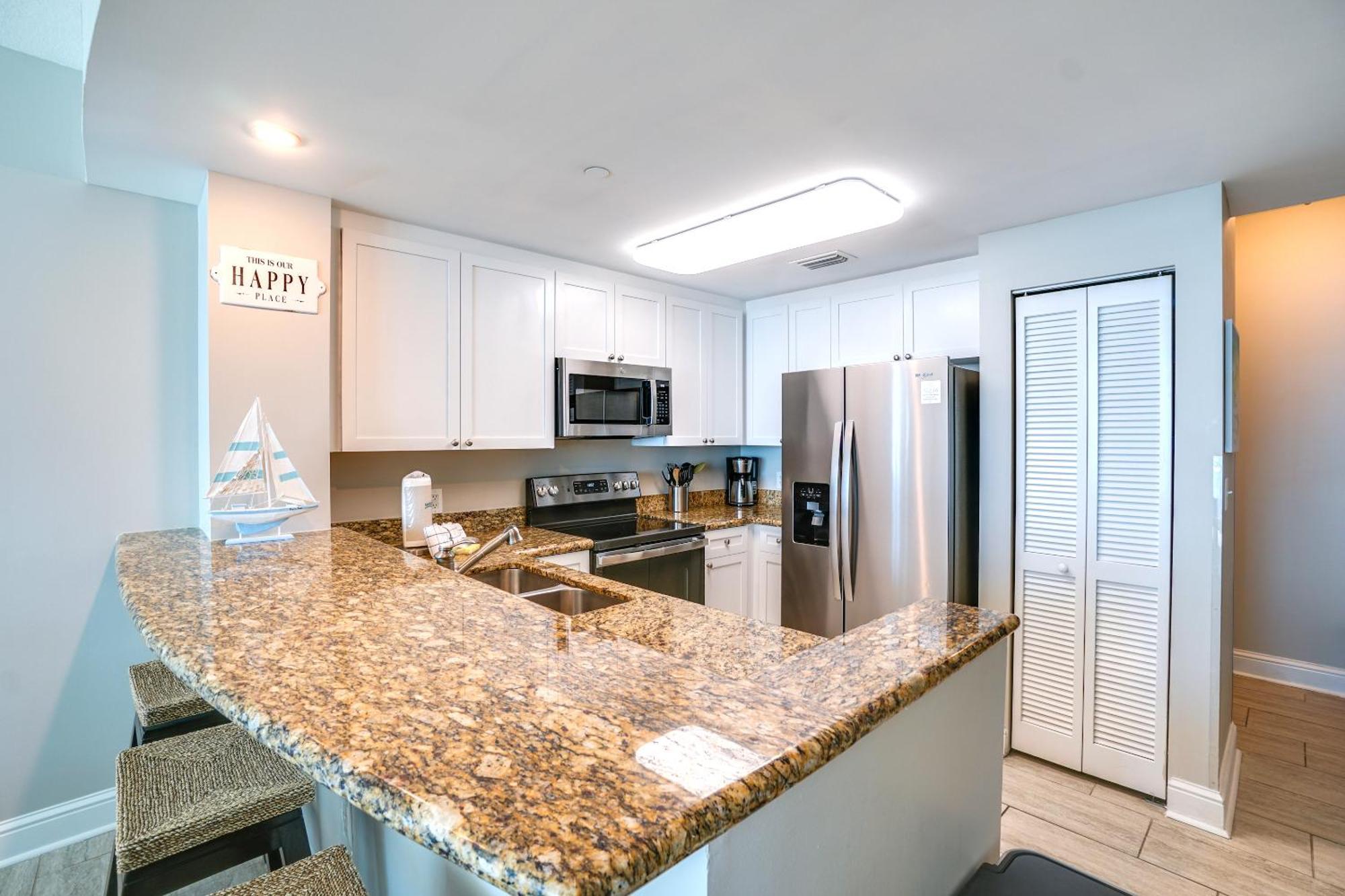 Aqua Beach Resort By Panhandle Getaways Panama City Beach Chambre photo